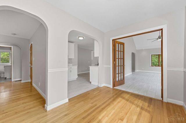 1306 W Loveland Avenue, Loveland, OH 45140