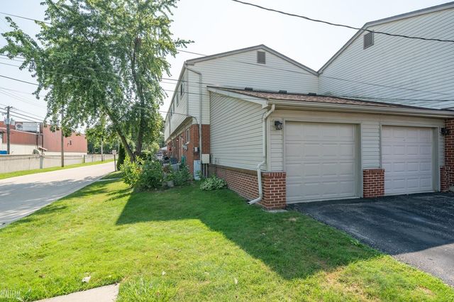 20922 Hunt Drive, Roseville, MI 48066