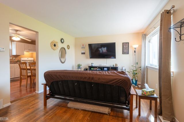 20922 Hunt Drive, Roseville, MI 48066