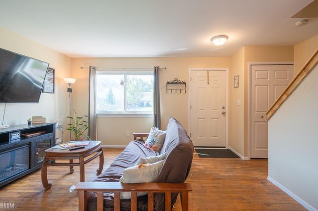 20922 Hunt Drive, Roseville, MI 48066