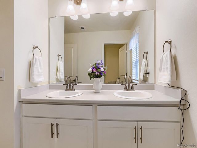 4426 Garnet Way, Longmont, CO 80504