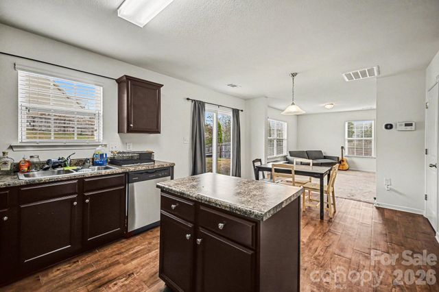 1430 Eastway Drive, Dallas, NC 28034