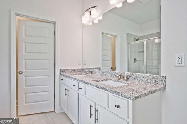 7388 Rocklin Lane, Flowery Branch, GA 30542