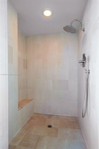 300 S Pointe Dr 1701, Miami Beach, FL 33139