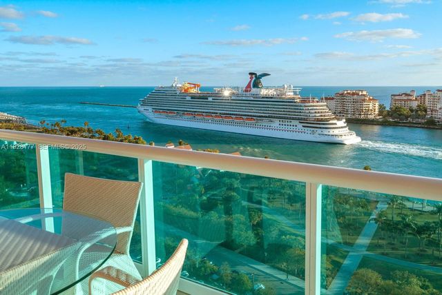 300 S Pointe Dr 1701, Miami Beach, FL 33139