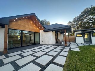 4910 Woodcreek RD, Austin, TX 78749