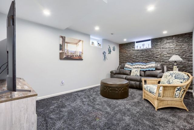 12255 Magnolia Street NW, Coon Rapids, MN 55448