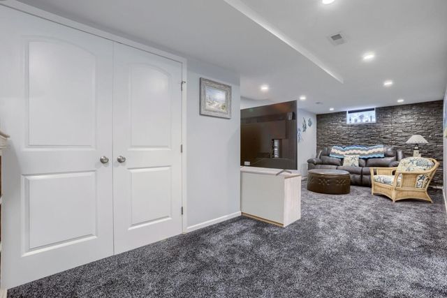 12255 Magnolia Street NW, Coon Rapids, MN 55448