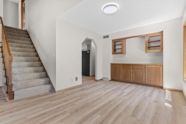 14840 W Oklahoma COURT, New Berlin, WI 53151