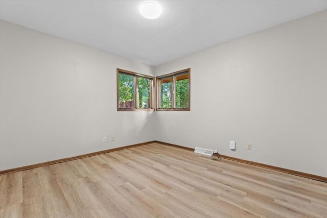 14840 W Oklahoma COURT, New Berlin, WI 53151