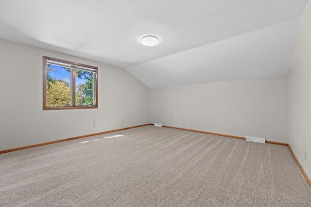 14840 W Oklahoma COURT, New Berlin, WI 53151