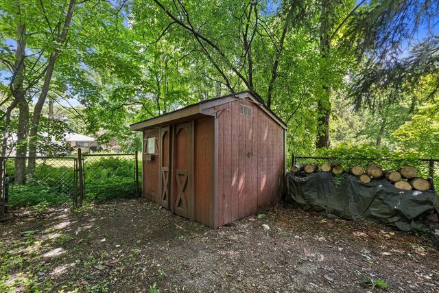 14840 W Oklahoma COURT, New Berlin, WI 53151