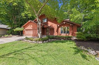 14840 W Oklahoma COURT, New Berlin, WI 53151