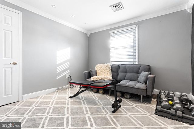 165 VALLEY DR, Southampton, PA 18966