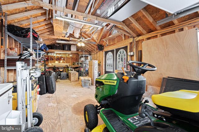 165 VALLEY DR, Southampton, PA 18966