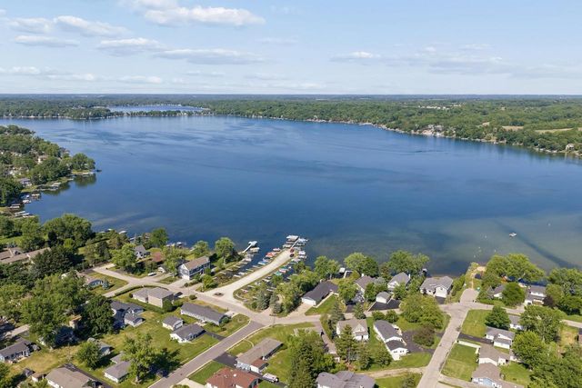 1625 Swallow ROAD, Twin Lakes, WI 53181