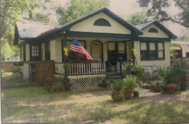 22720 Hudson Lane NE, New Caney, TX 77357