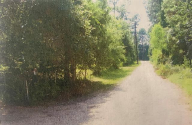 22720 Hudson Lane NE, New Caney, TX 77357