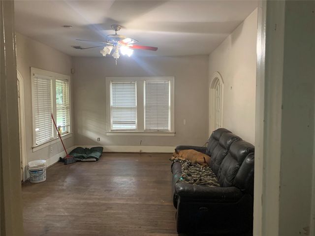 22720 Hudson Lane NE, New Caney, TX 77357