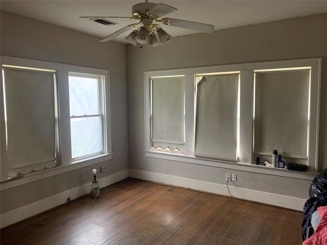 22720 Hudson Lane NE, New Caney, TX 77357