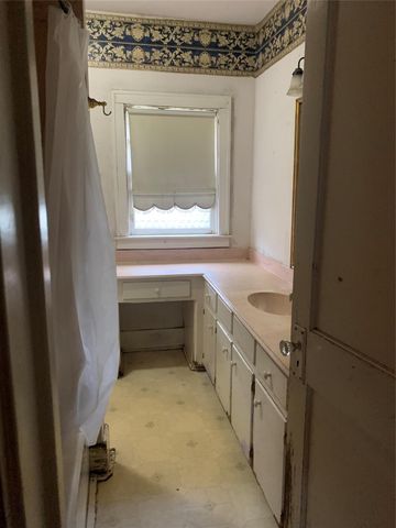 22720 Hudson Lane NE, New Caney, TX 77357