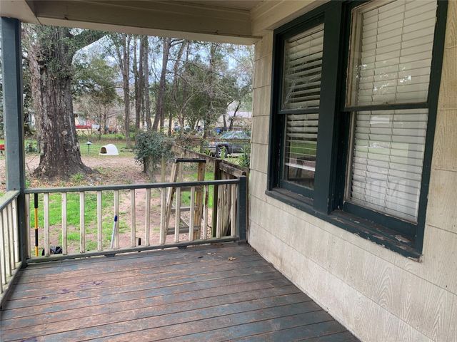 22720 Hudson Lane NE, New Caney, TX 77357