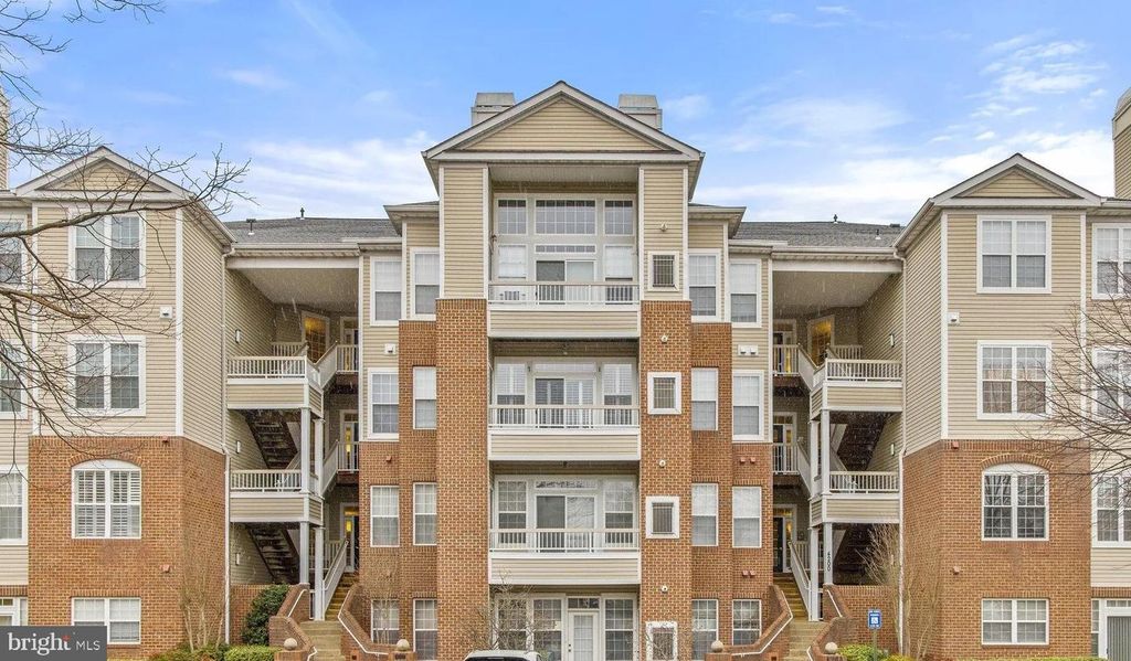 4200 MOZART BRIGADE LN #N, Fairfax, VA 22033