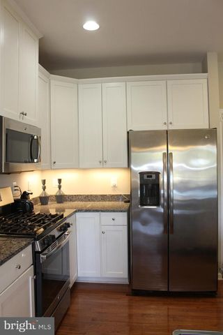 4018 SECRETARIAT ST, Harrisburg, PA 17112