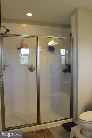 4018 SECRETARIAT ST, Harrisburg, PA 17112