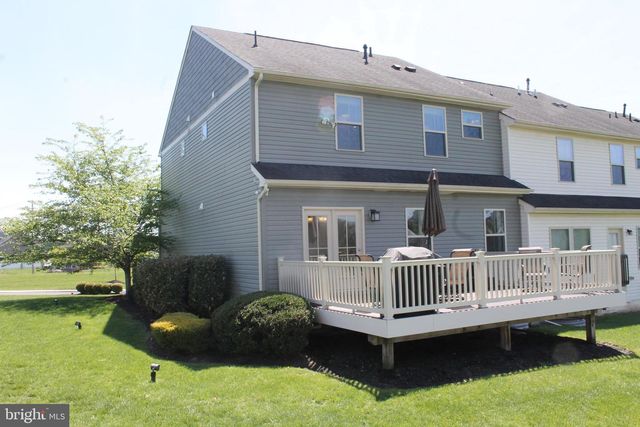 4018 SECRETARIAT ST, Harrisburg, PA 17112