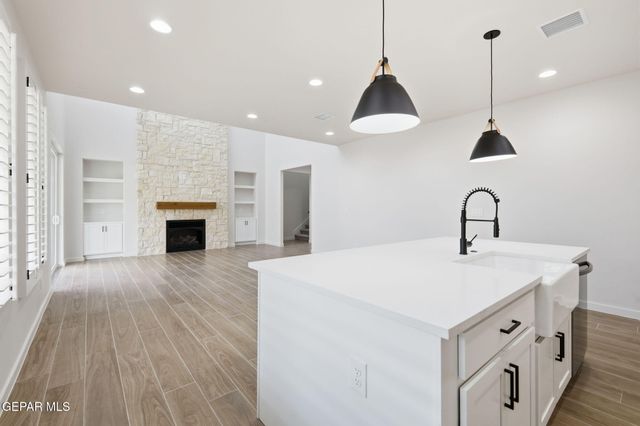 14473 Desert Wind Drive, Horizon City, TX 79928