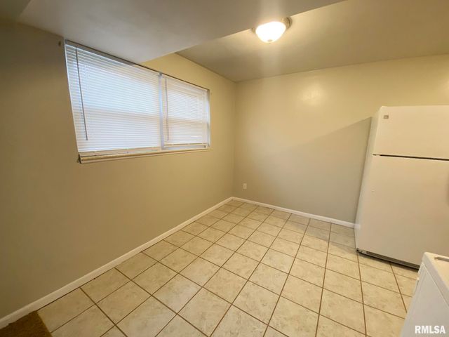 1915 W Marlene Ave Apt B, Peoria, IL 61614