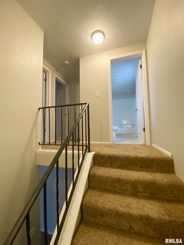 1915 W Marlene Ave Apt B, Peoria, IL 61614
