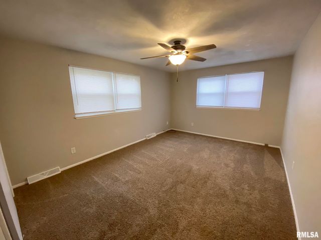 1915 W Marlene Ave Apt B, Peoria, IL 61614