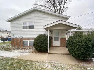 1915 W Marlene Ave Apt B, Peoria, IL 61614