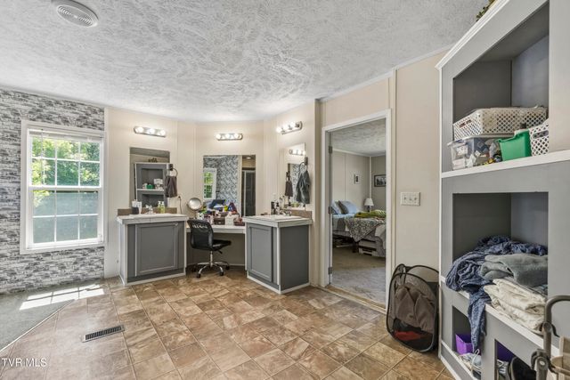 245 McCamey Road, Mosheim, TN 37818