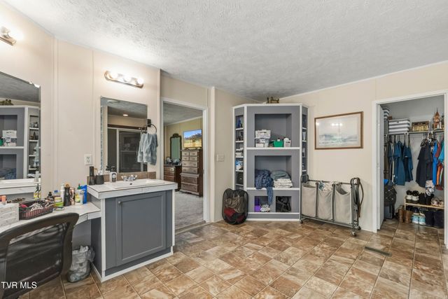 245 McCamey Road, Mosheim, TN 37818
