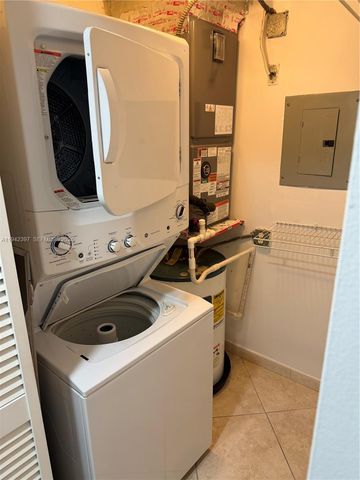 16531 NE 35th Avenue 201, North Miami Beach, FL 33160