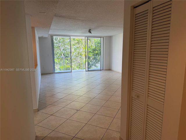 16531 NE 35th Avenue 201, North Miami Beach, FL 33160