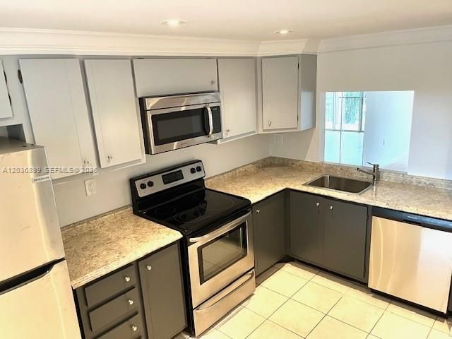 3920 Inverrary Boulevard 204C, Lauderhill, FL 33319