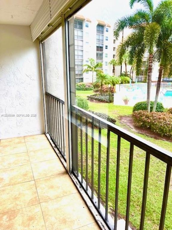 3920 Inverrary Boulevard 204C, Lauderhill, FL 33319