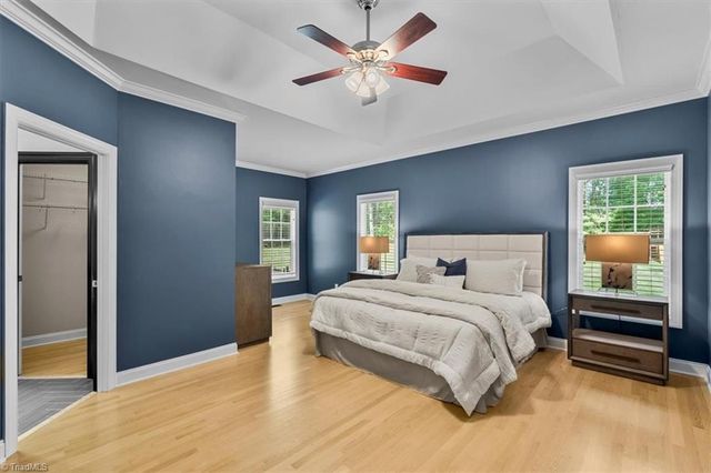 210 Hunters Glen Drive, Summerfield, NC 27358