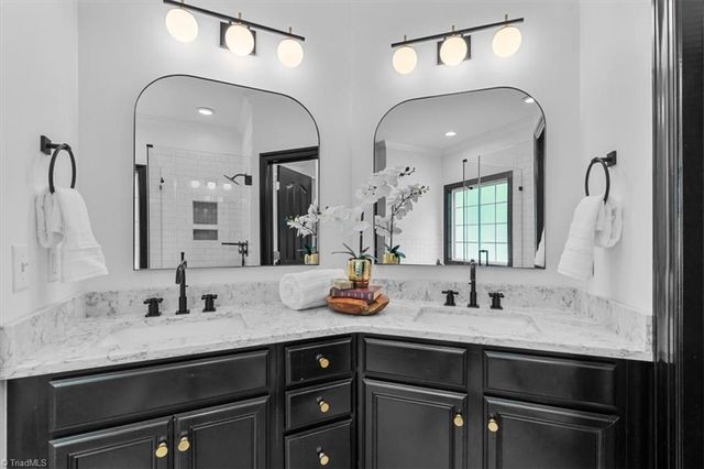 210 Hunters Glen Drive, Summerfield, NC 27358