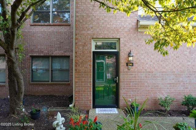 3741 Hurstbourne Ridge Blvd, Louisville, KY 40299