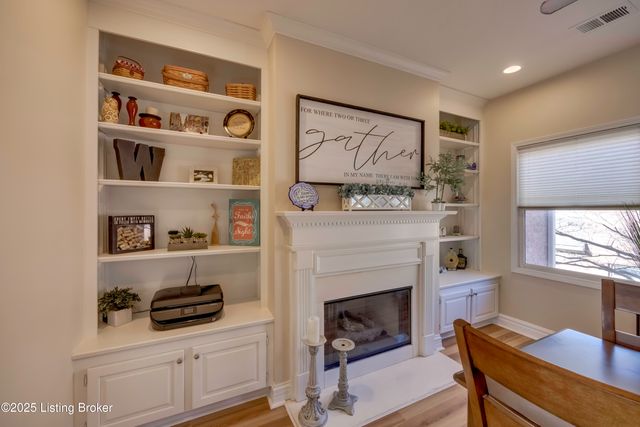 3741 Hurstbourne Ridge Blvd, Louisville, KY 40299