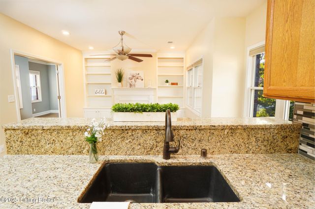 3741 Hurstbourne Ridge Blvd, Louisville, KY 40299