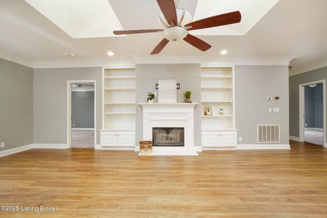 3741 Hurstbourne Ridge Blvd, Louisville, KY 40299