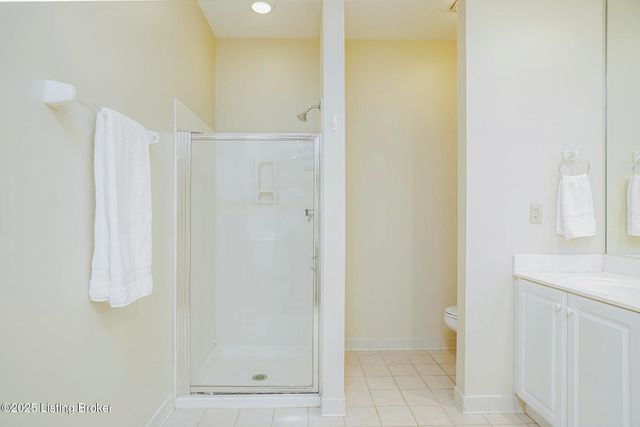 3741 Hurstbourne Ridge Blvd, Louisville, KY 40299