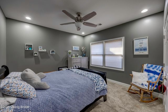 3741 Hurstbourne Ridge Blvd, Louisville, KY 40299