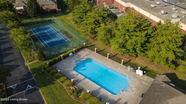 3741 Hurstbourne Ridge Blvd, Louisville, KY 40299